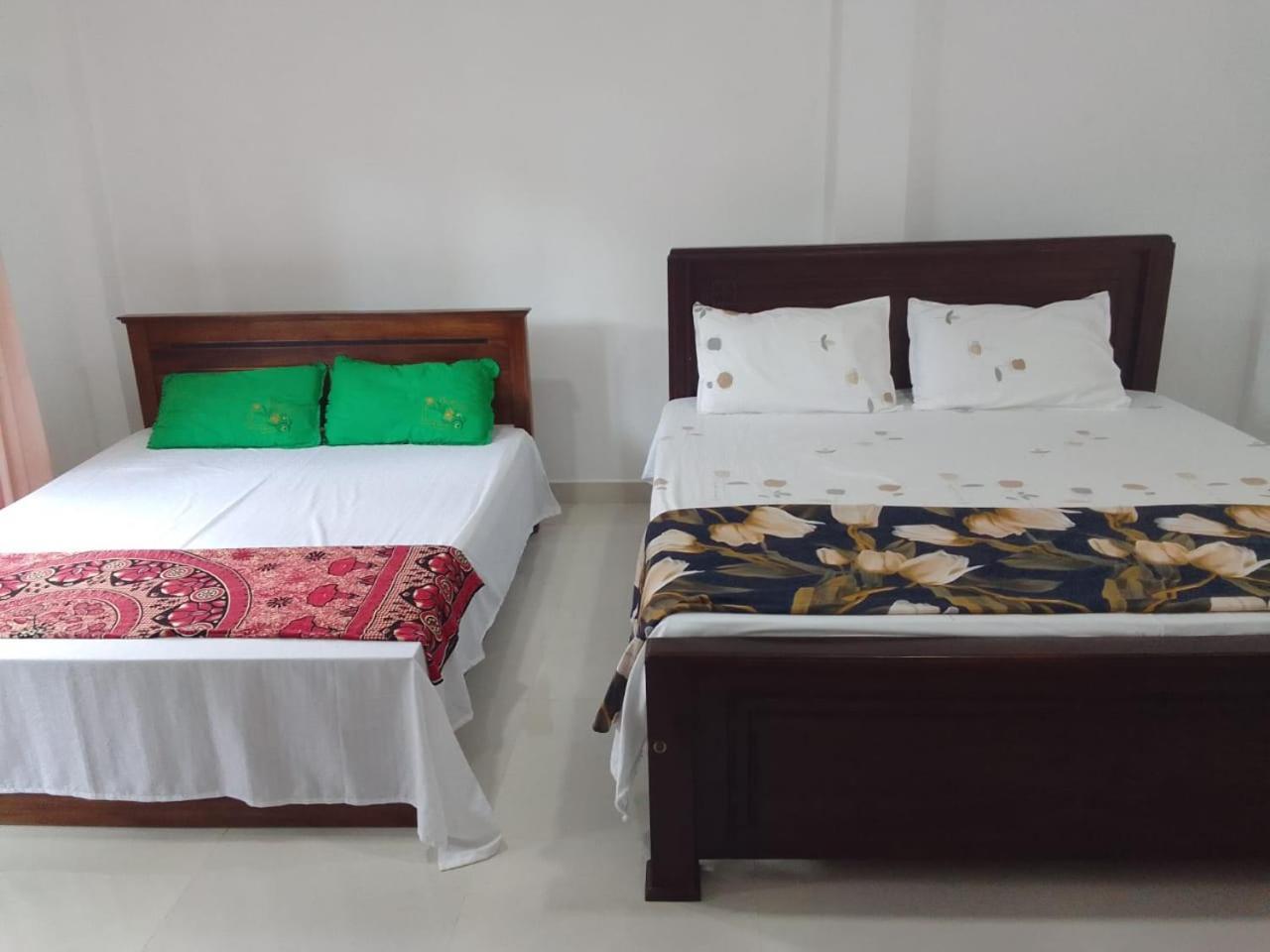 Bosadi Homestay Katunayaka Exteriör bild