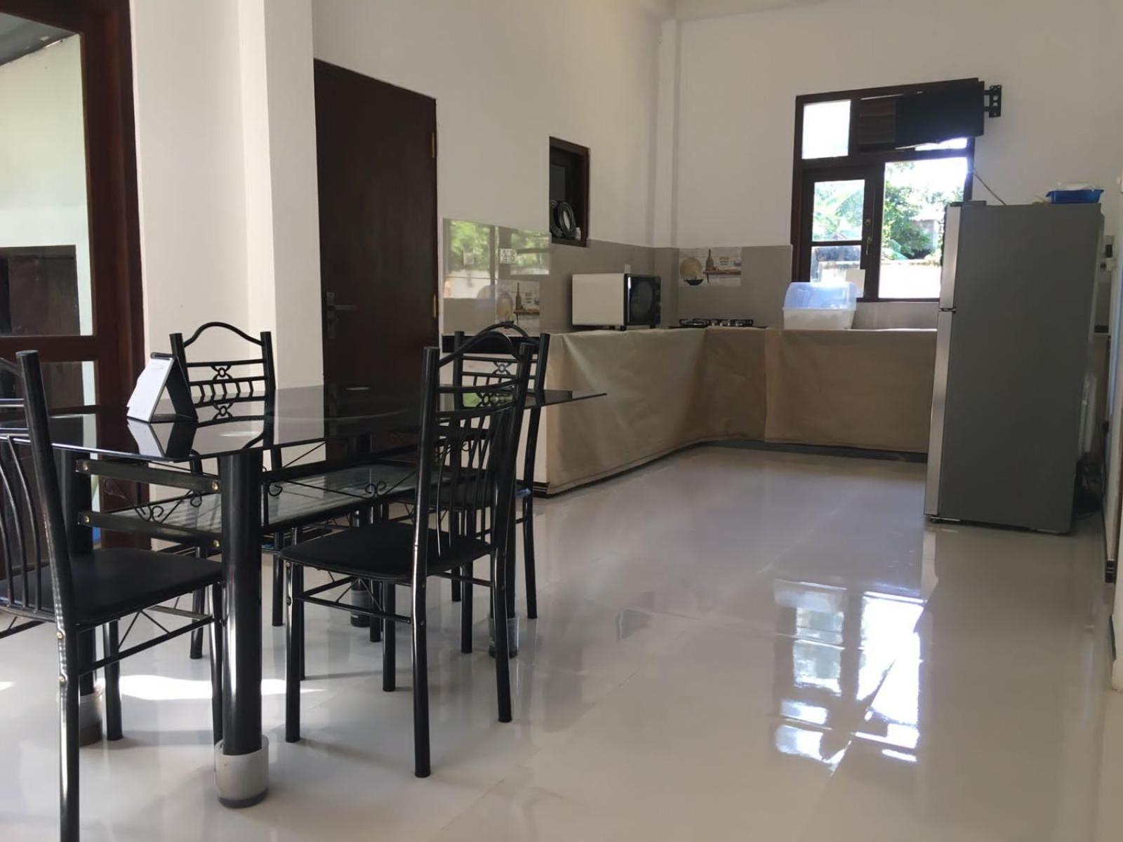 Bosadi Homestay Katunayaka Exteriör bild
